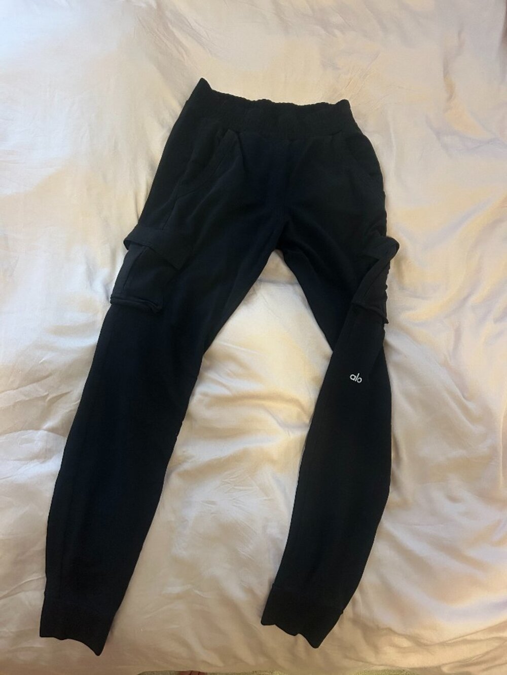 ALO Cargo Yoga Legging Pant Stretchy!